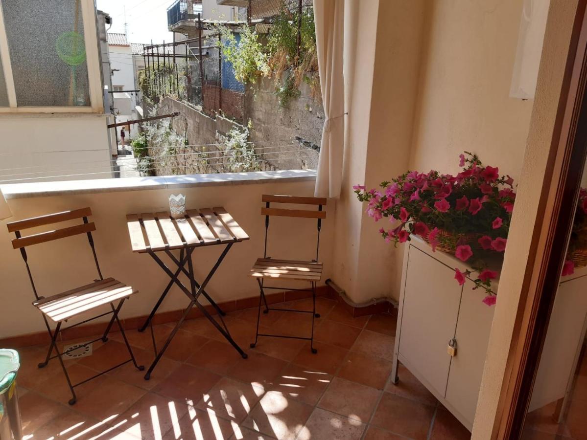 Mechome Apt Taormina Exteriör bild