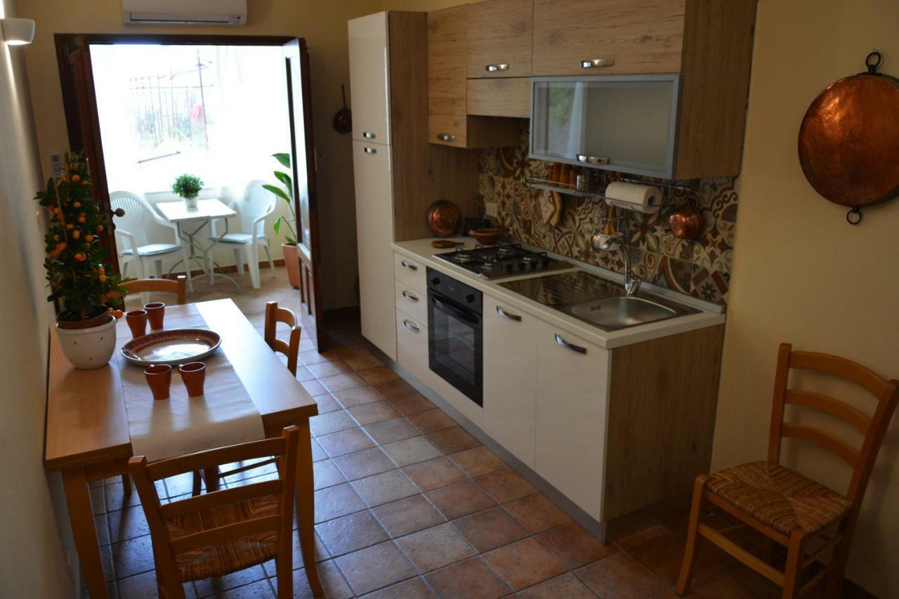 Mechome Apt Taormina Exteriör bild